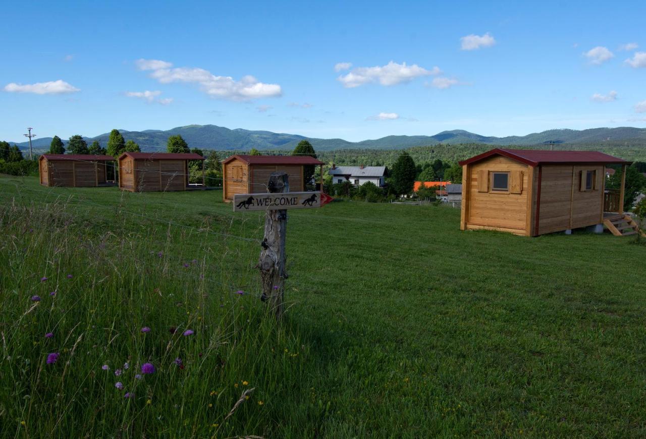 Camp The Sunrise Hill Hotel Pivka Exterior foto