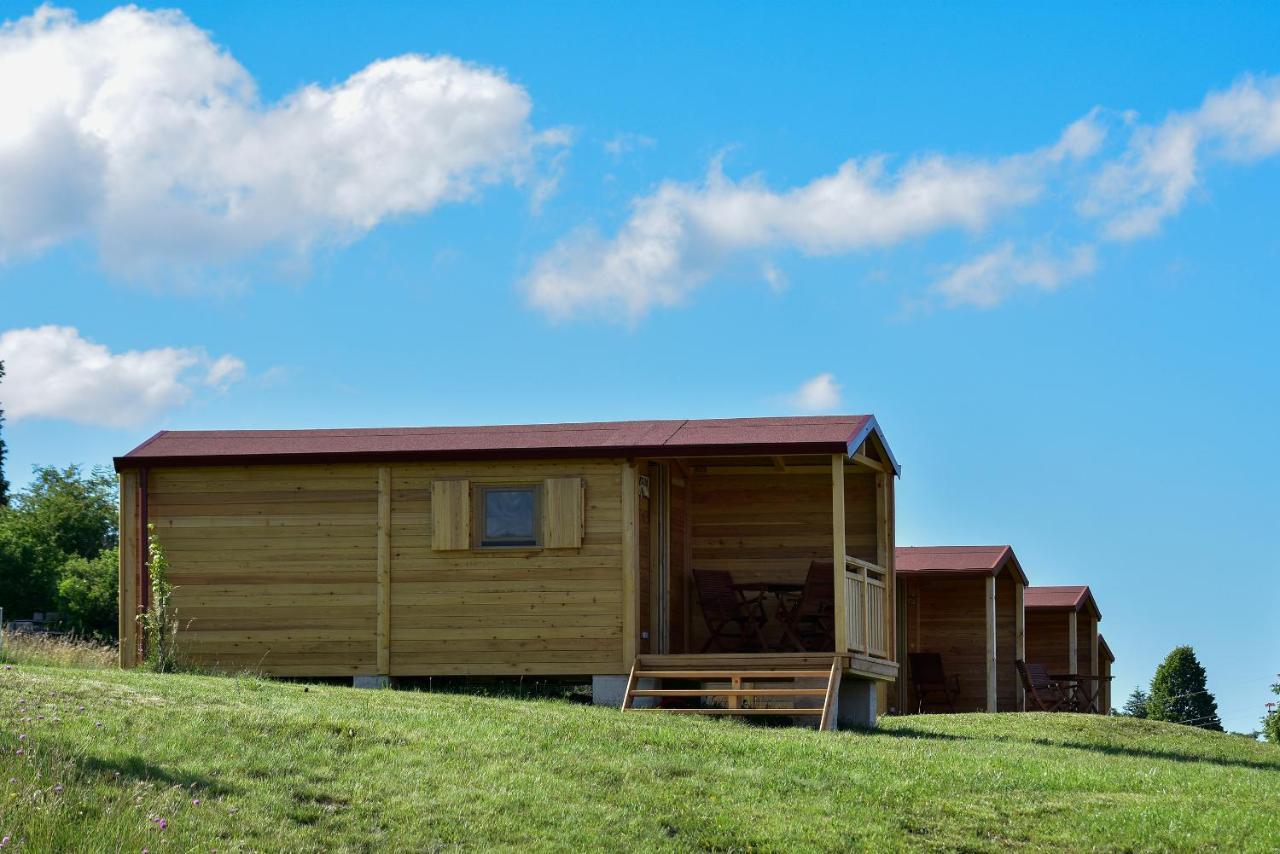 Camp The Sunrise Hill Hotel Pivka Exterior foto